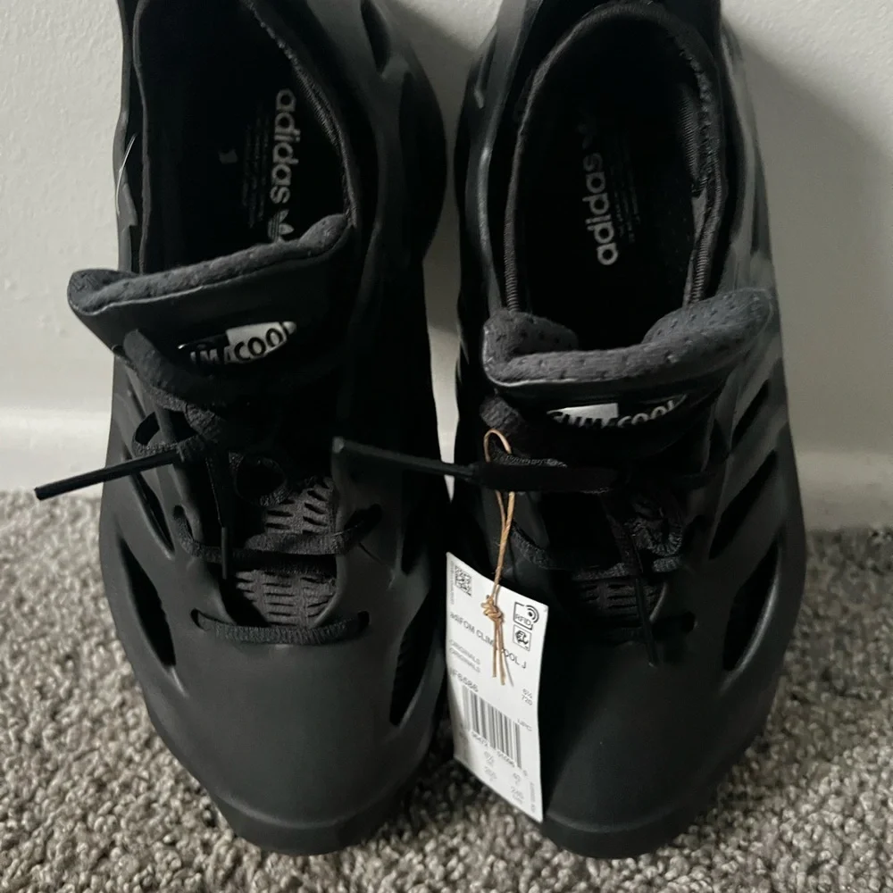 New Adidas Black Climacool Athletic Shoes - Picture 5 of 6